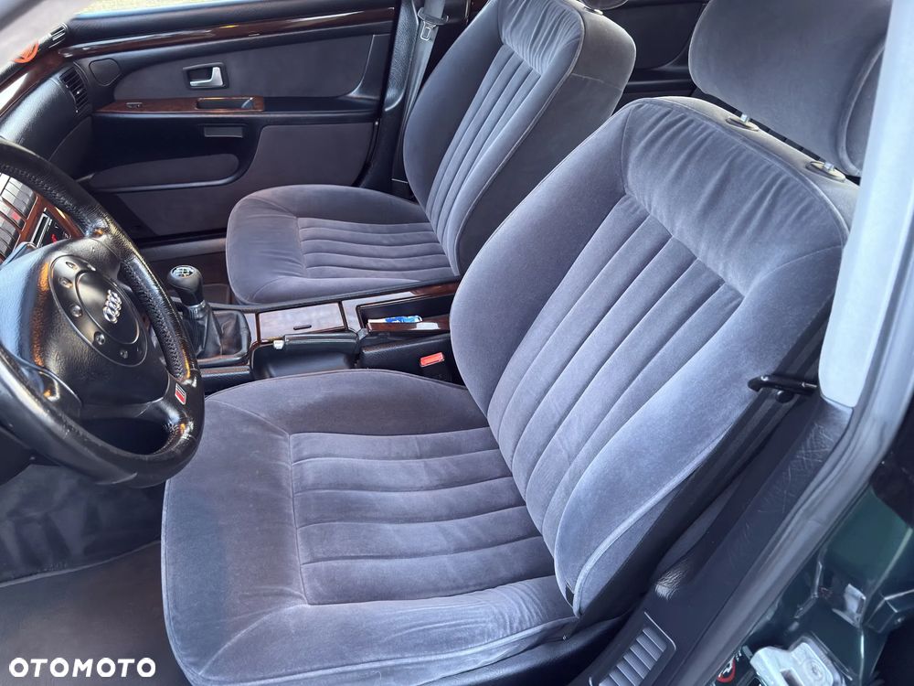 Audi A8 2.8 Quattro - 18