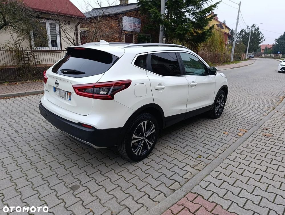 Nissan Qashqai 1.5 dCi Tekna - 4