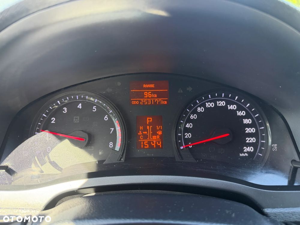 Toyota Avensis 1.8 Prestige MS - 22