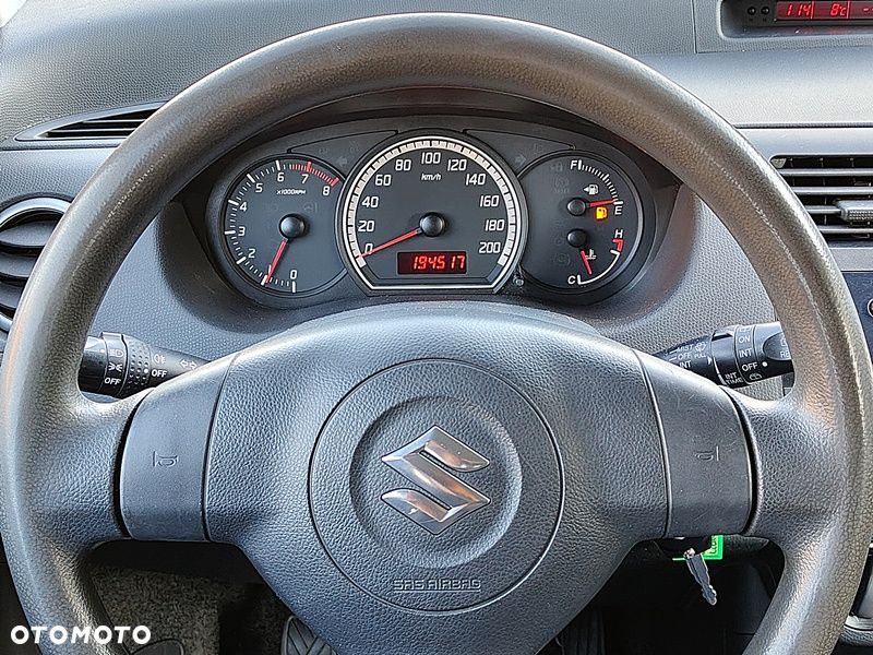 Suzuki Swift 1.3 Comfort - 12