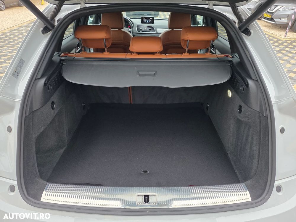 Audi Q3 2.0 TDI Quattro S tronic design - 19