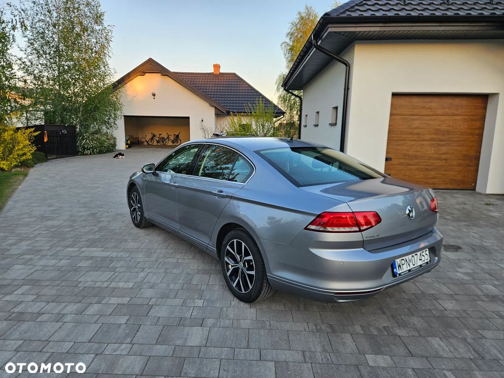 Volkswagen Passat 2.0 TDI SCR Comfortline DSG - 6