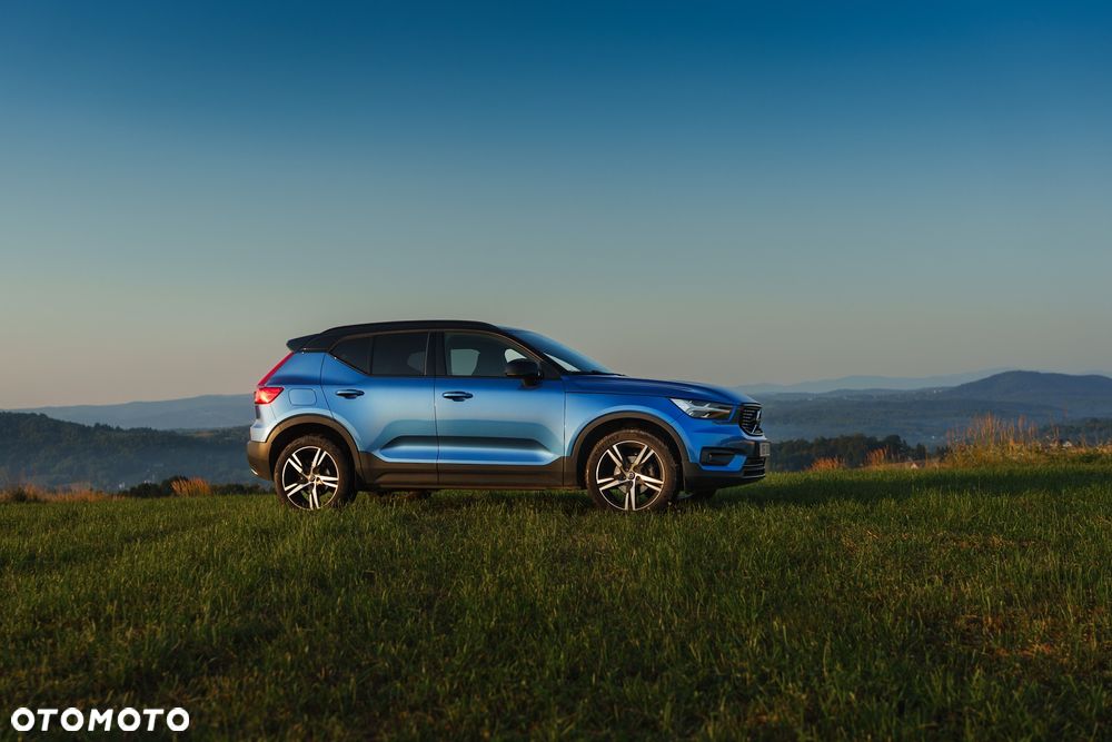 Volvo XC 40 D3 AWD Geartronic R-Design - 1