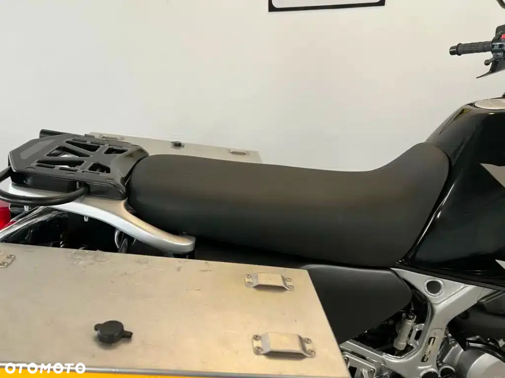 Honda XRV - 17