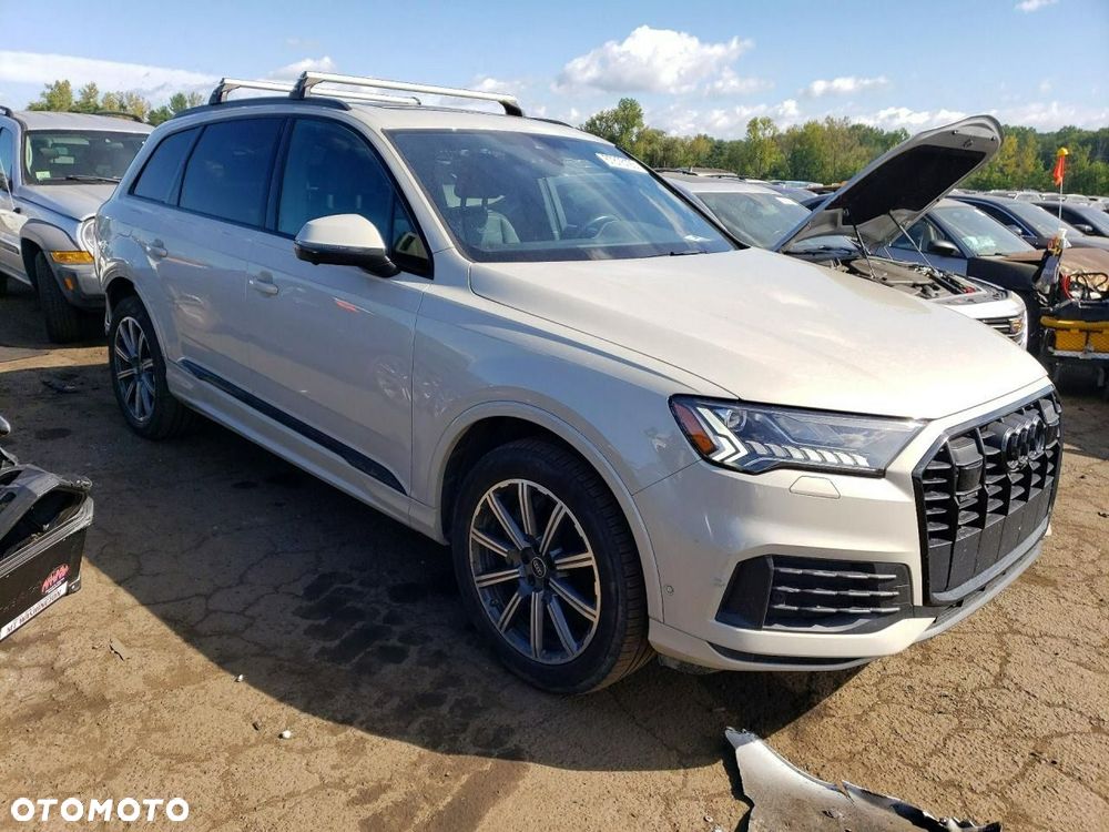 Audi Q7 2024 photo 3
