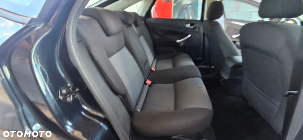Ford Mondeo 2.0 Viva Trend - 27