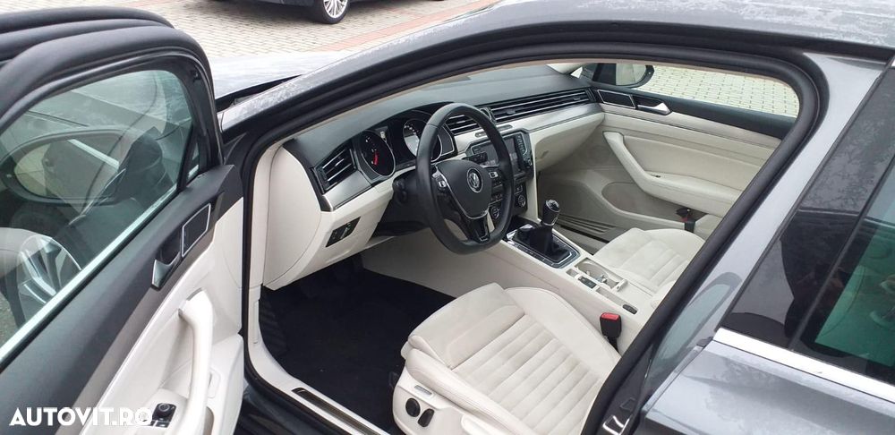 Volkswagen Passat - 3