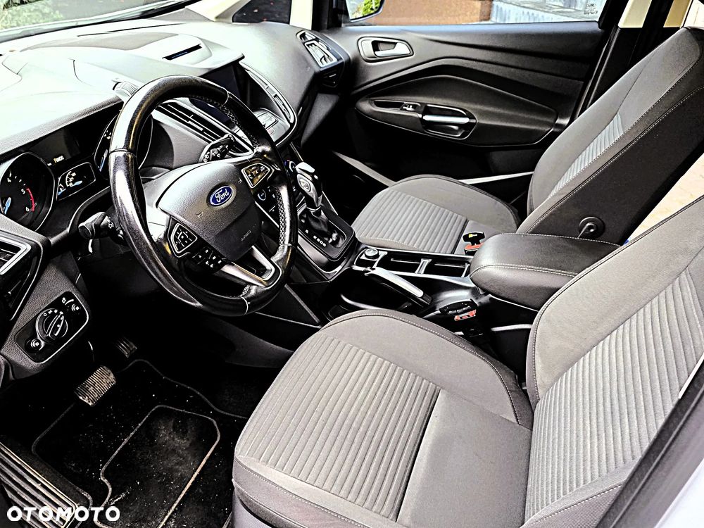 Ford Grand C-MAX - 16
