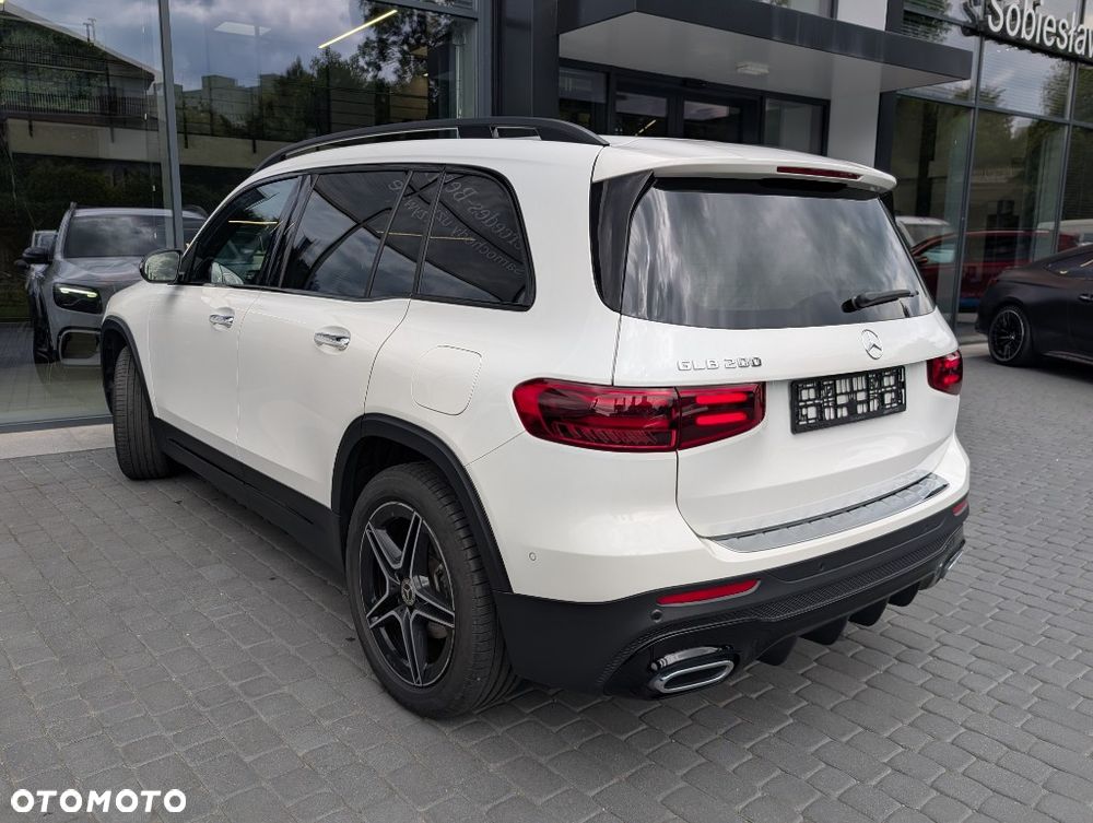 Mercedes-Benz GLB 200 AMG Line 7G-DCT - 4