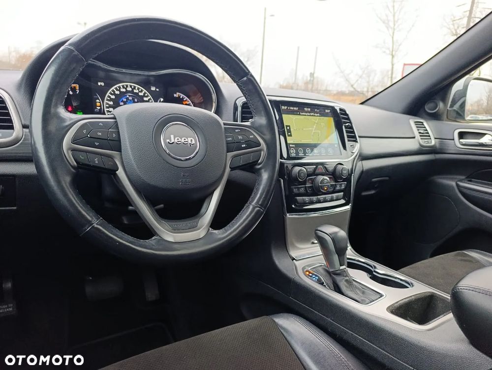 Jeep Grand Cherokee 3.6 V6 Laredo - 10