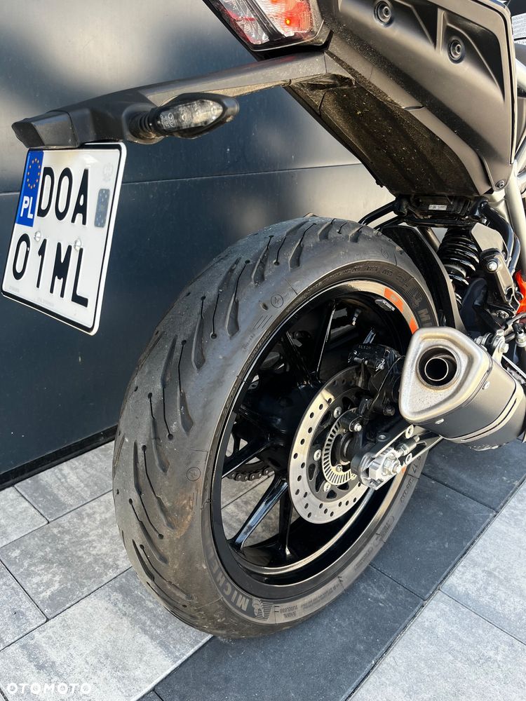 KTM Duke 125 - 9