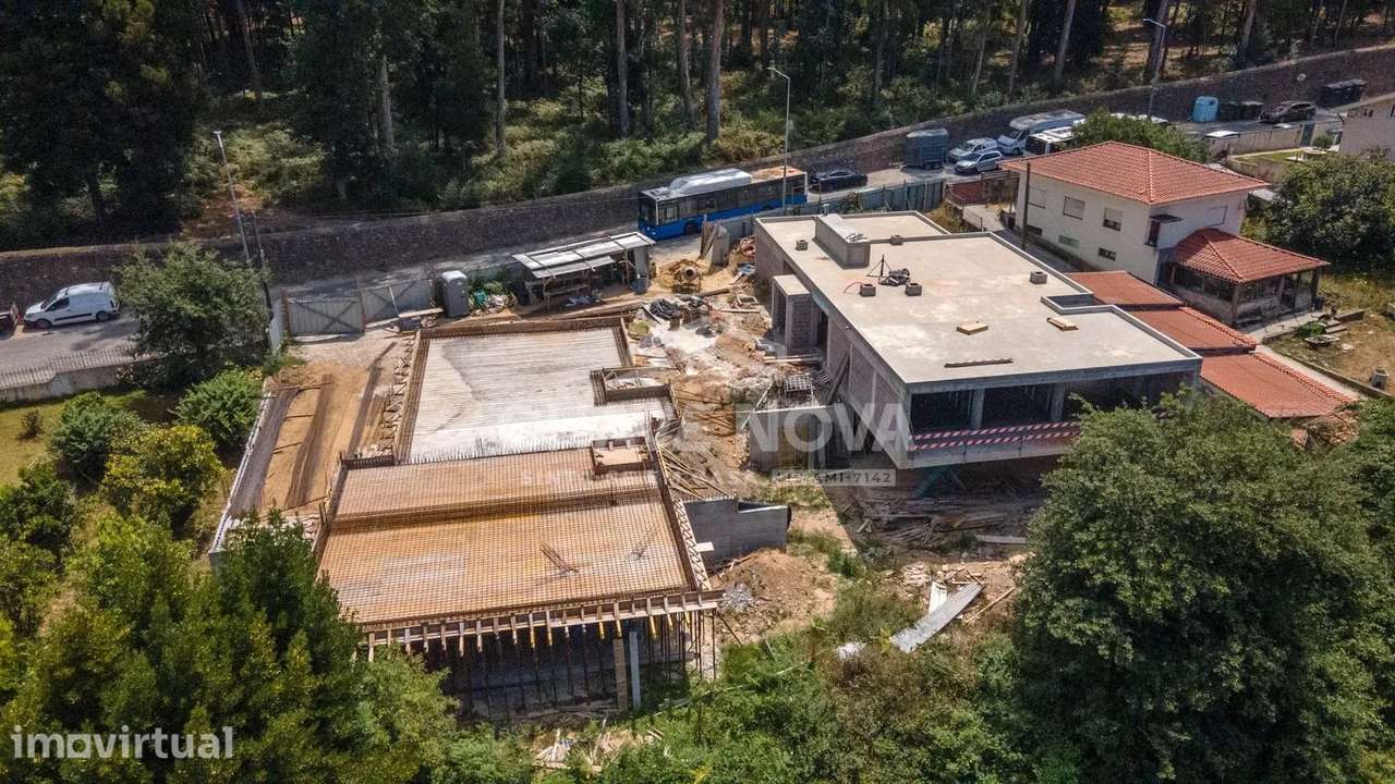 Moradia Isolada V3 c/ Garagem Box em Grijó - Grande imagem: 4/21