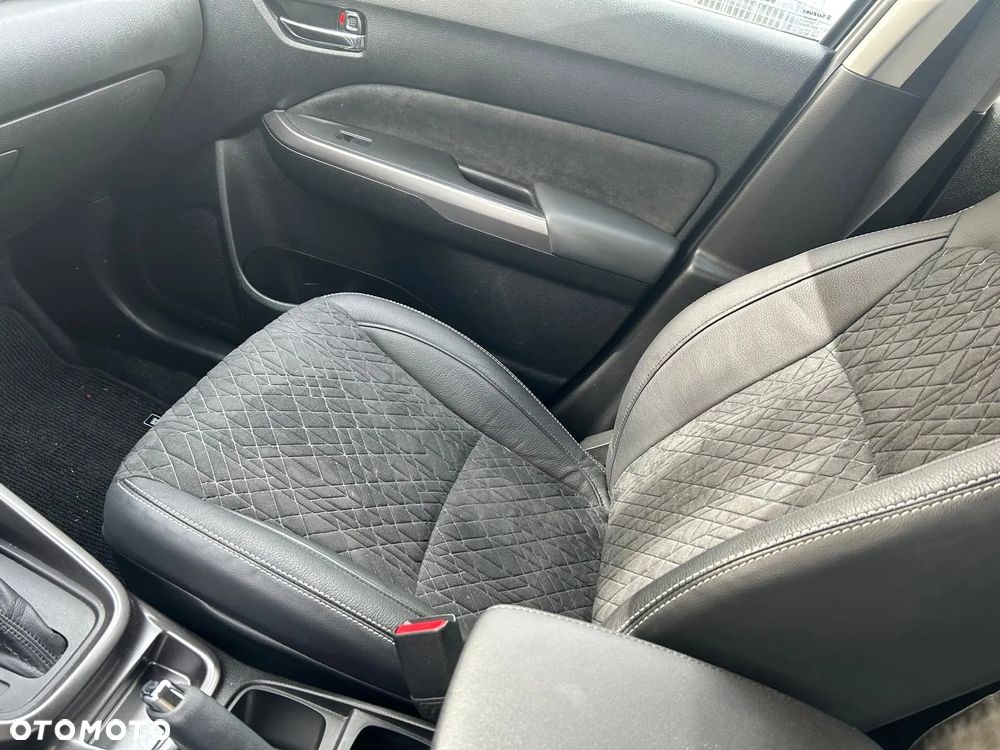Suzuki Vitara 1.5 Strong Hybrid Elegance 2WD AGS - 12