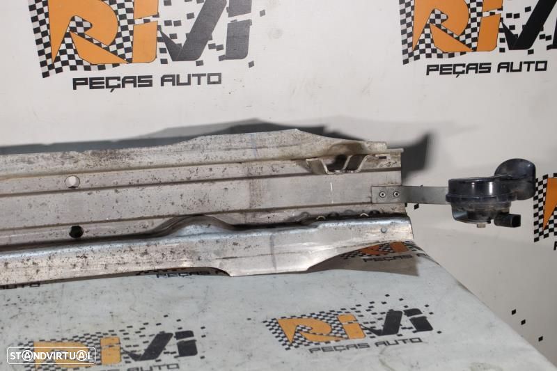 Reforço Do Parachoques Frontal Audi A4 (8E2, B6)  Reforço Da Frente Au - 8