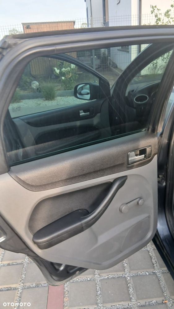 Ford Focus - 19