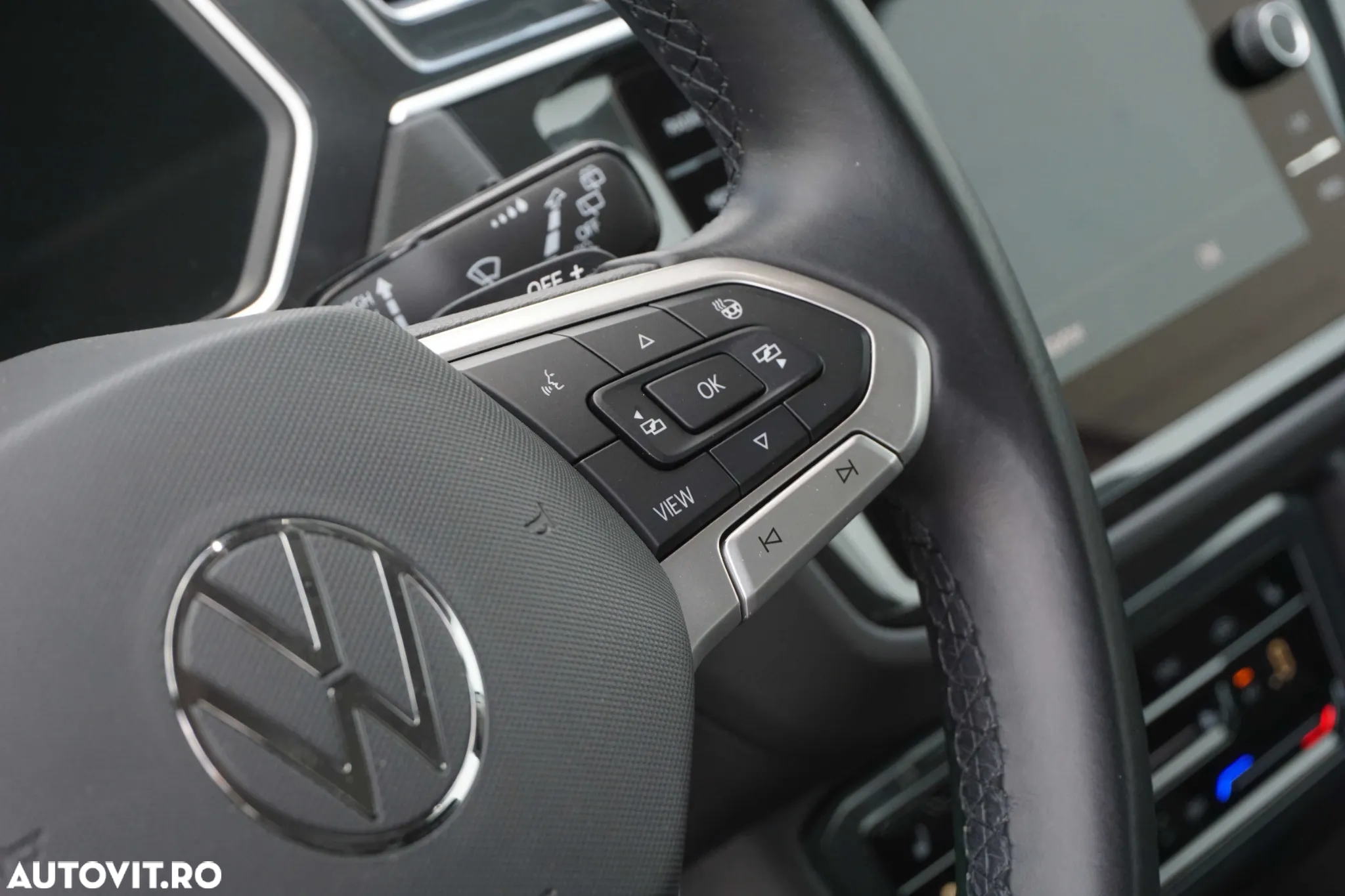 Volkswagen Tiguan - 19
