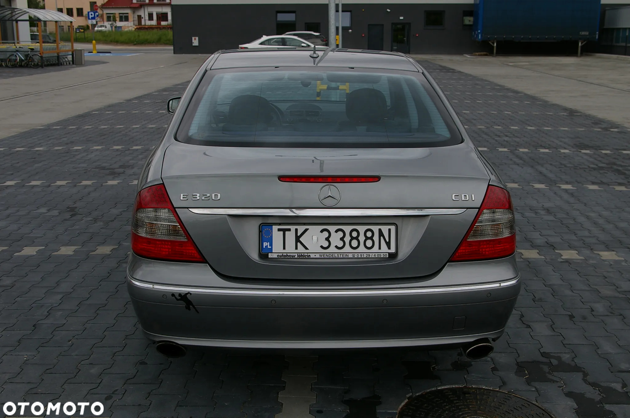 Mercedes-Benz Klasa E 320 CDI Avantgarde DPF Sport Edition AMG - 3