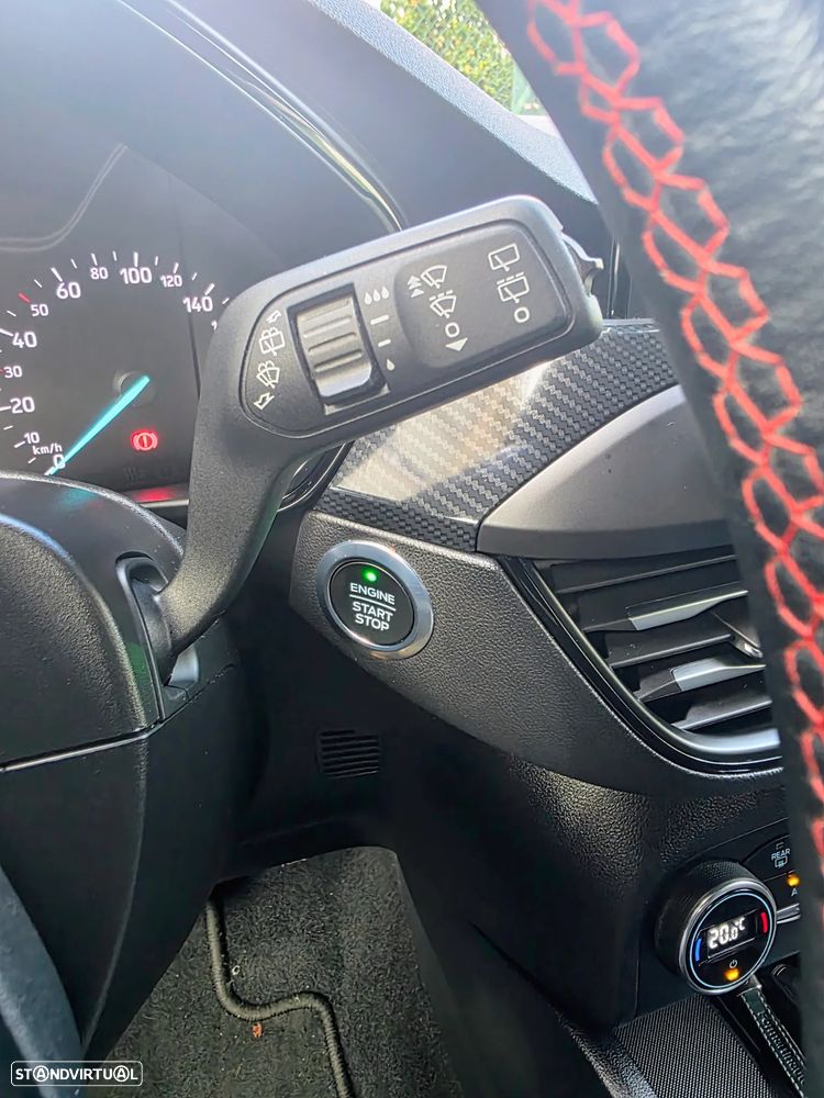 Ford Focus SW 1.0 EcoBoost ST-Line - 34