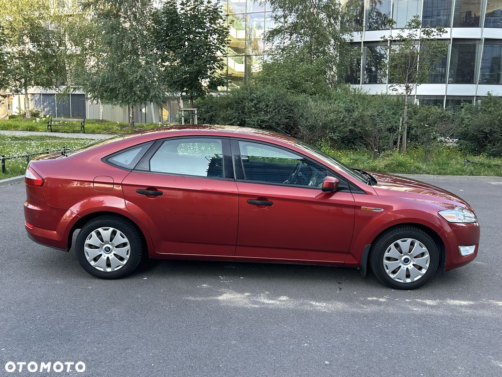 Ford Mondeo 1.6 Trend - 23