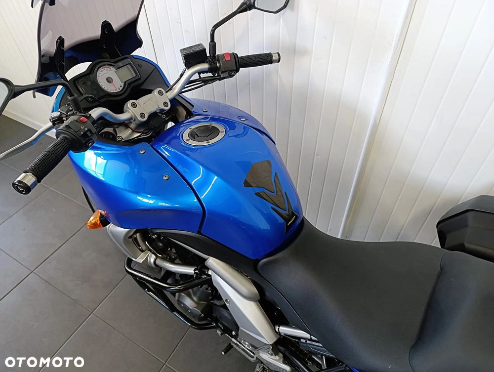 Kawasaki Versys 650 - 11