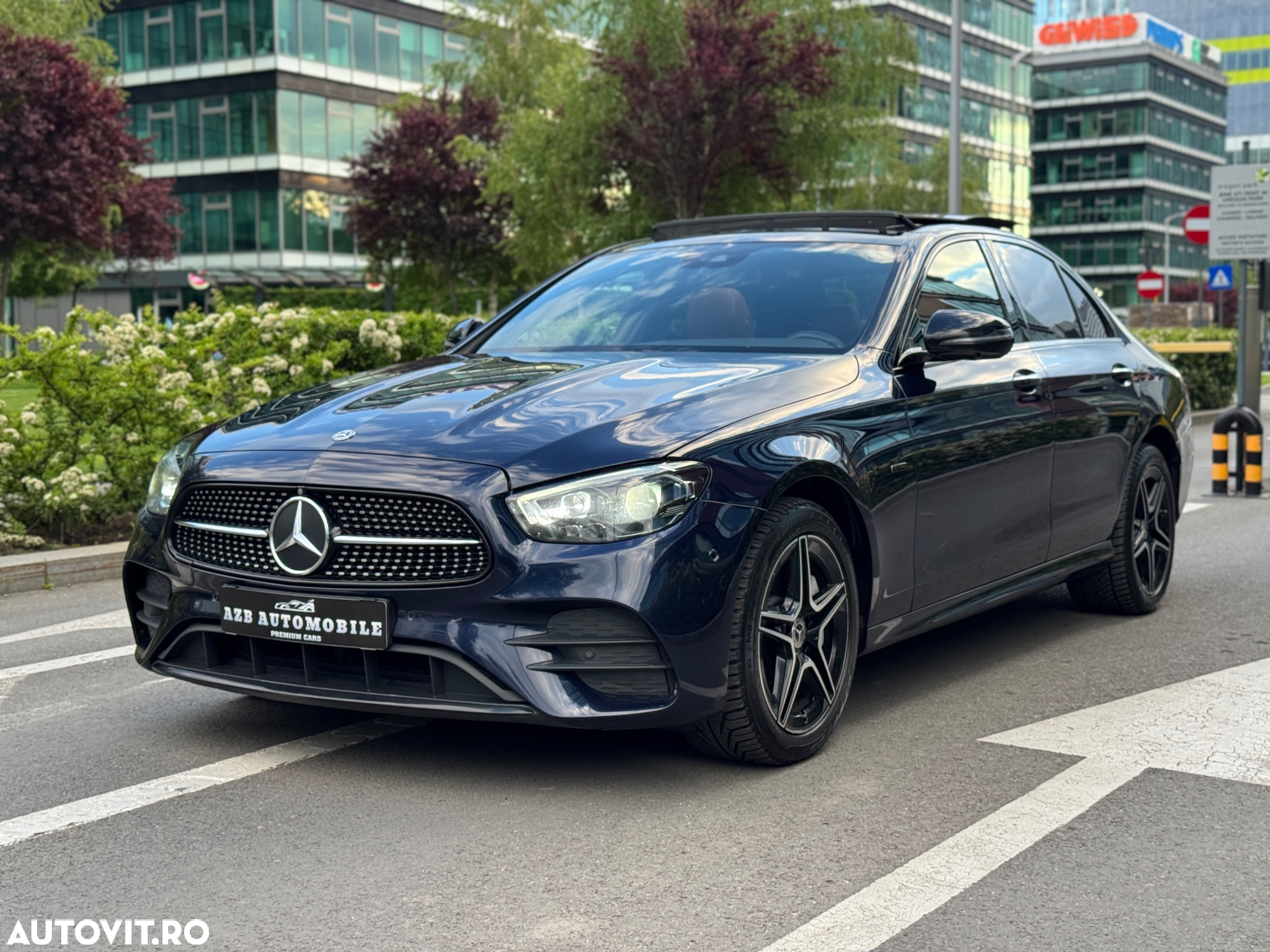 Mercedes-Benz E 300 de T 9G-TRONIC AMG Line - 5