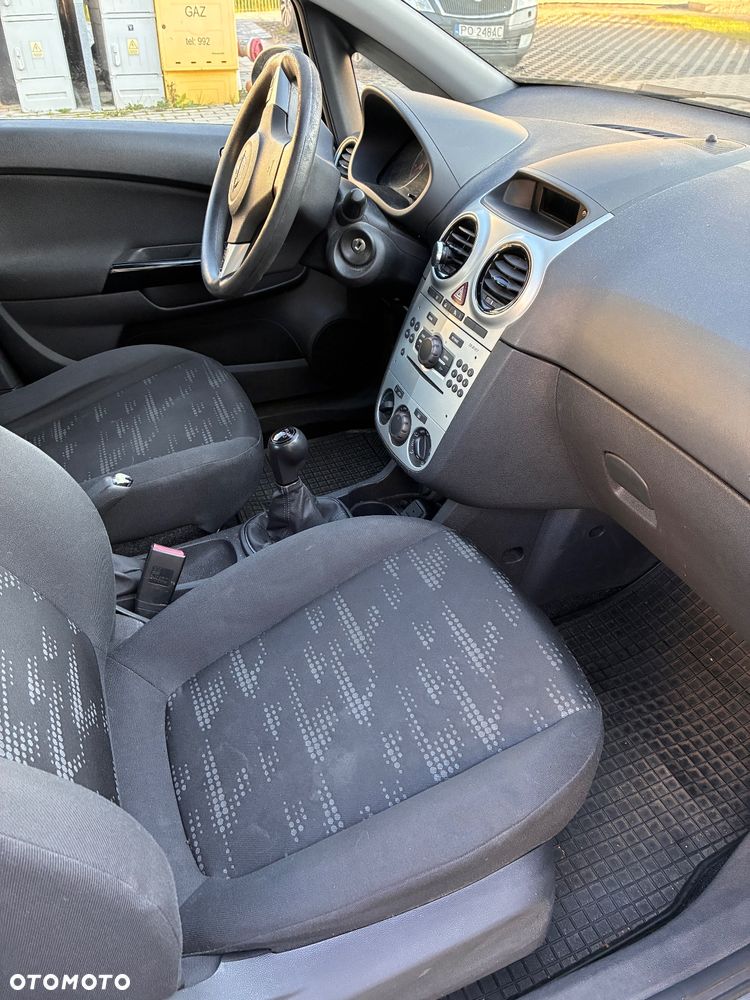 Opel Corsa 1.2 16V Graphite - 12