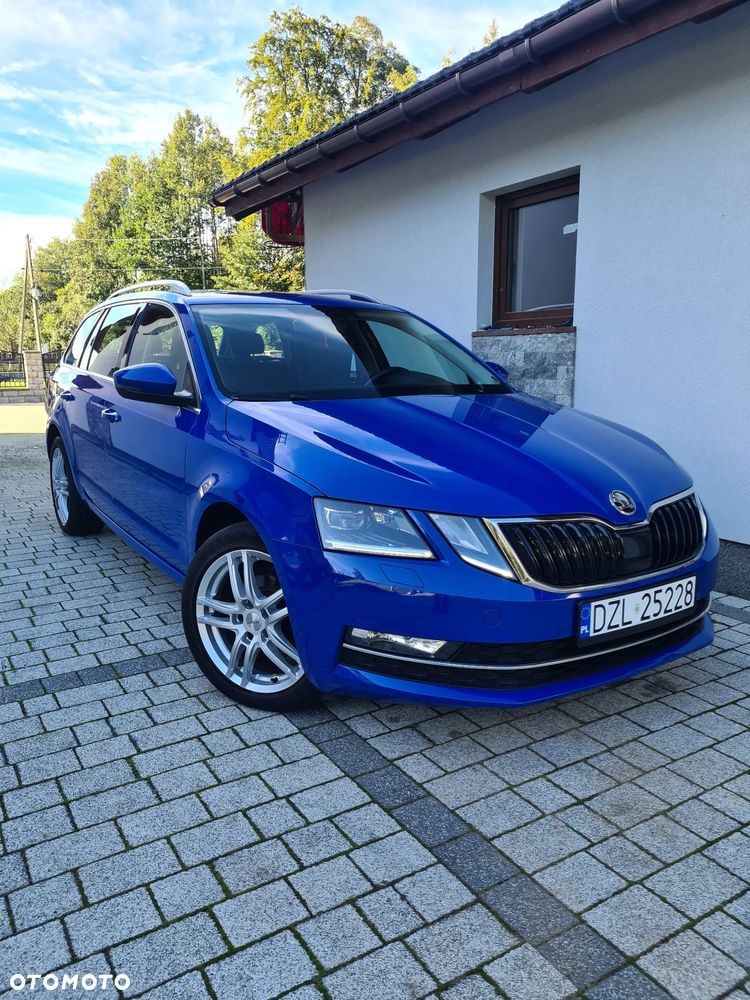 Skoda Octavia 1.6 TDI DSG Premium Edition - 1