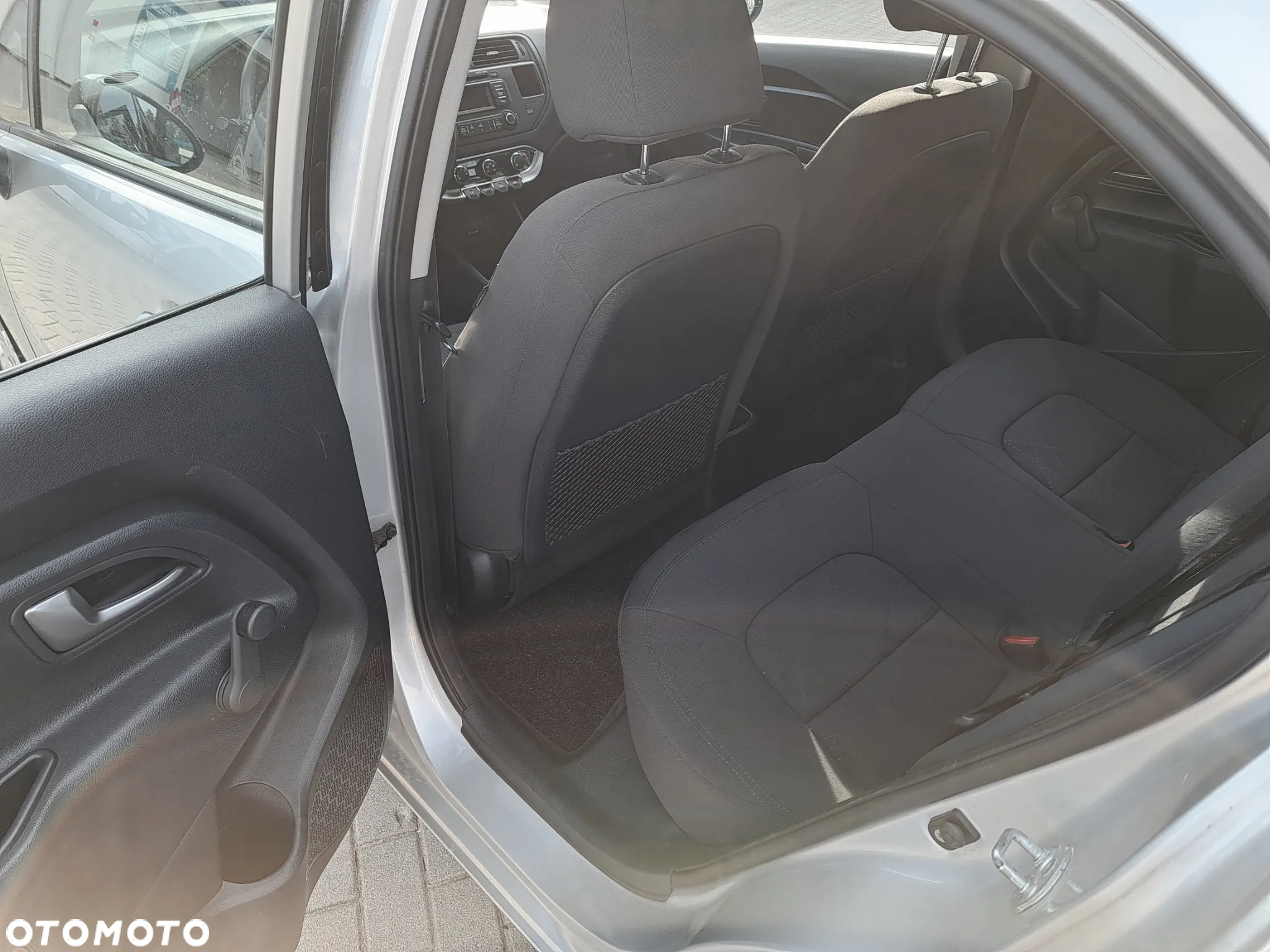 Kia Rio 1.1 crdi M - 11