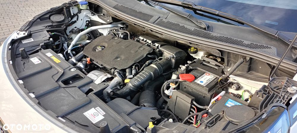 Peugeot 3008 1.5 BlueHDi Active S&S - 15