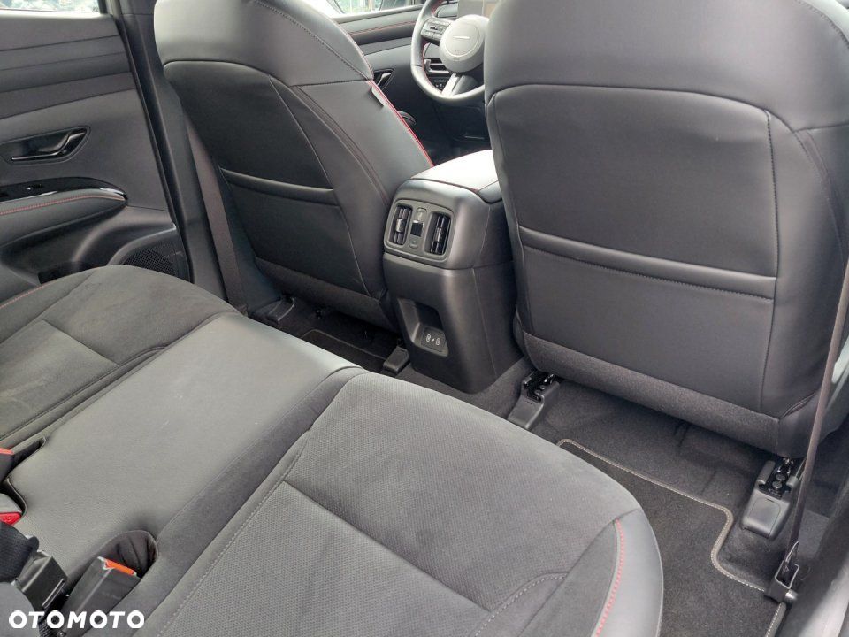 Hyundai Tucson - 38
