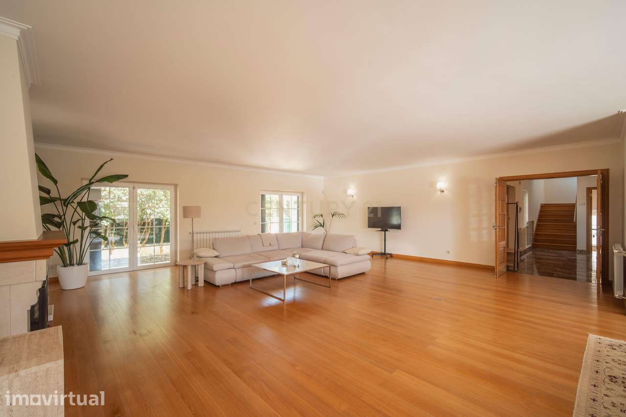 Moradia isolada na Areia , com 627 m2 de área total, piscina e jardim - Grande imagem: 5/45