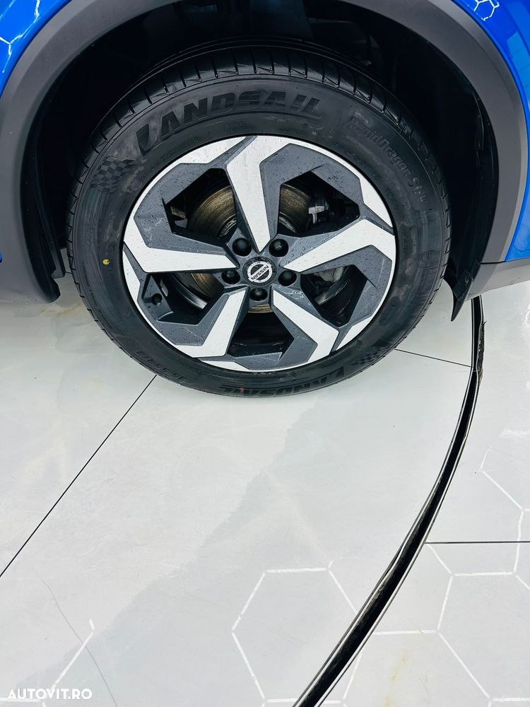 Nissan Qashqai 1.3 DIG-T MHEV Premiere Edition - 10