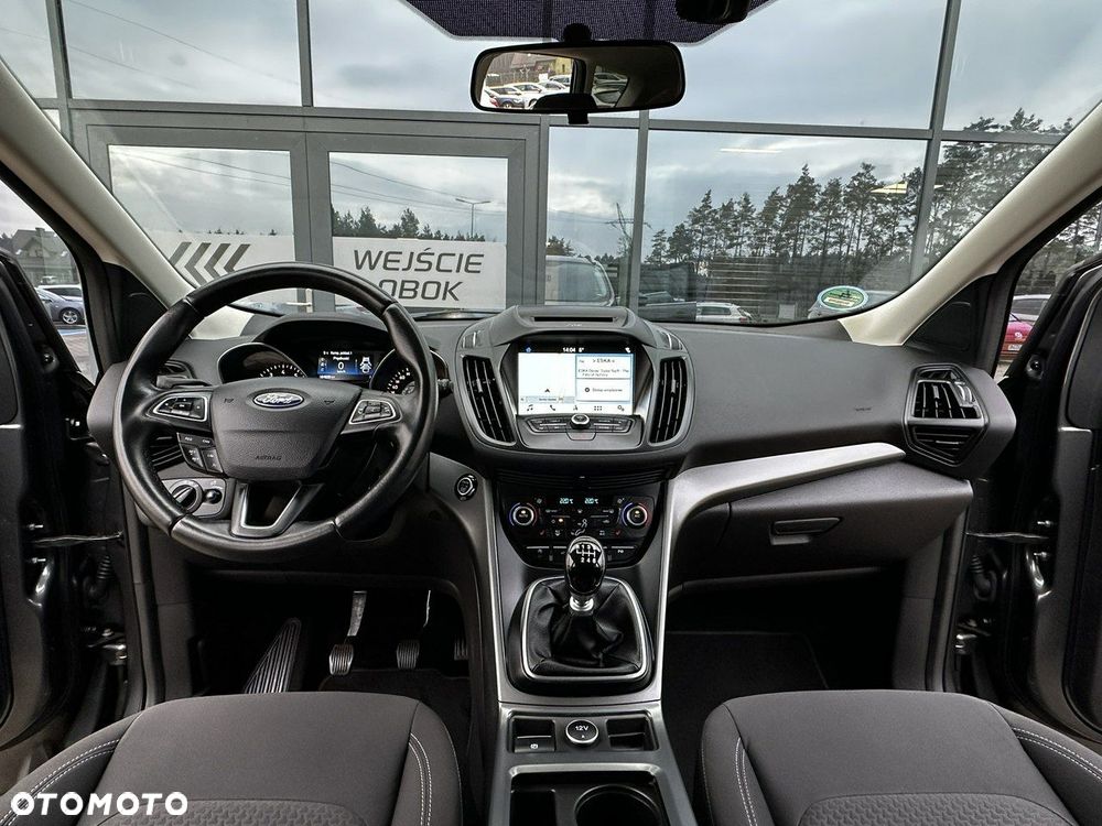 Ford Kuga 1.5 EcoBoost 2x4 Titanium - 9