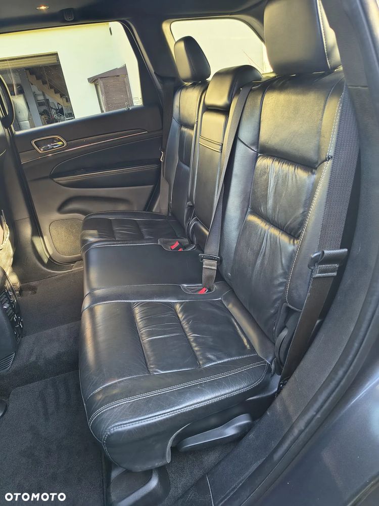 Jeep Grand Cherokee - 14
