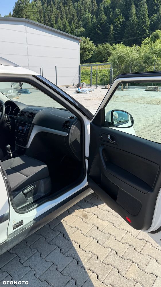 Skoda Yeti 2.0 TDI DPF 4x4 Active - 14