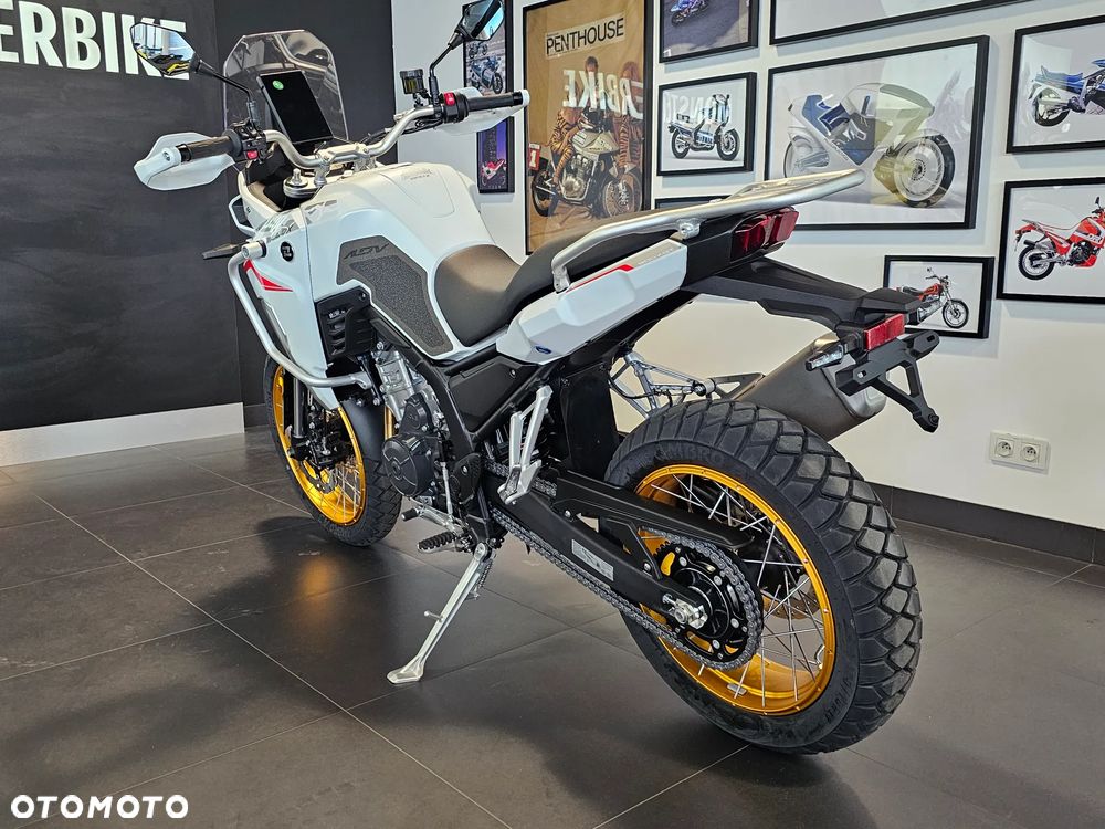 KOVE 800X Touring - 19