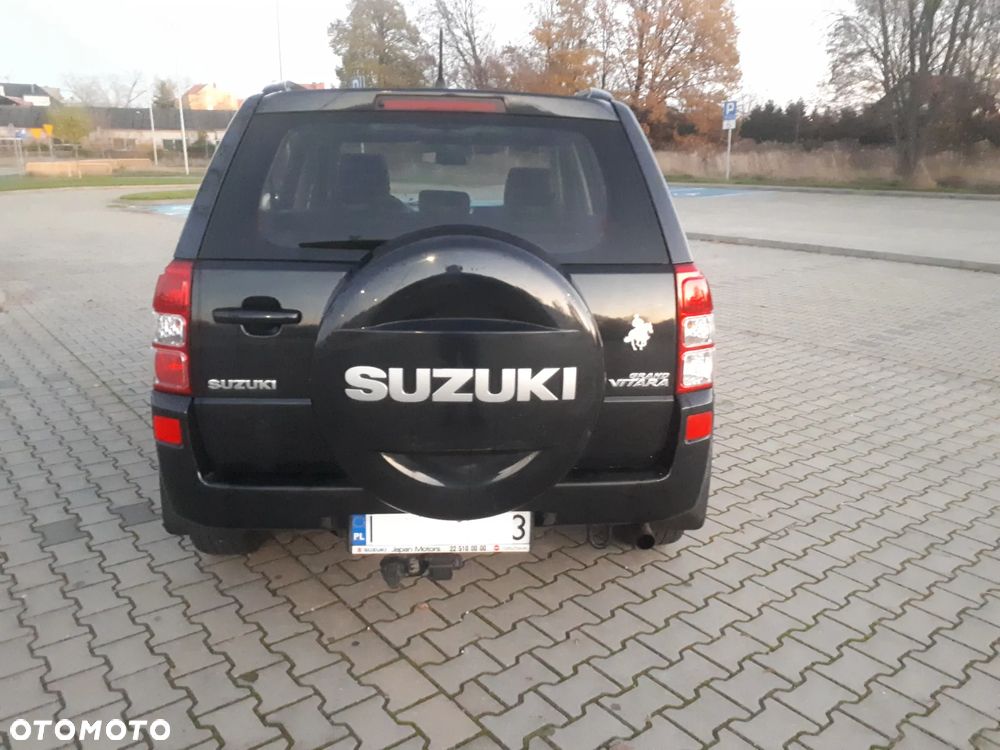 Suzuki Grand Vitara 2.0 De luxe - 15