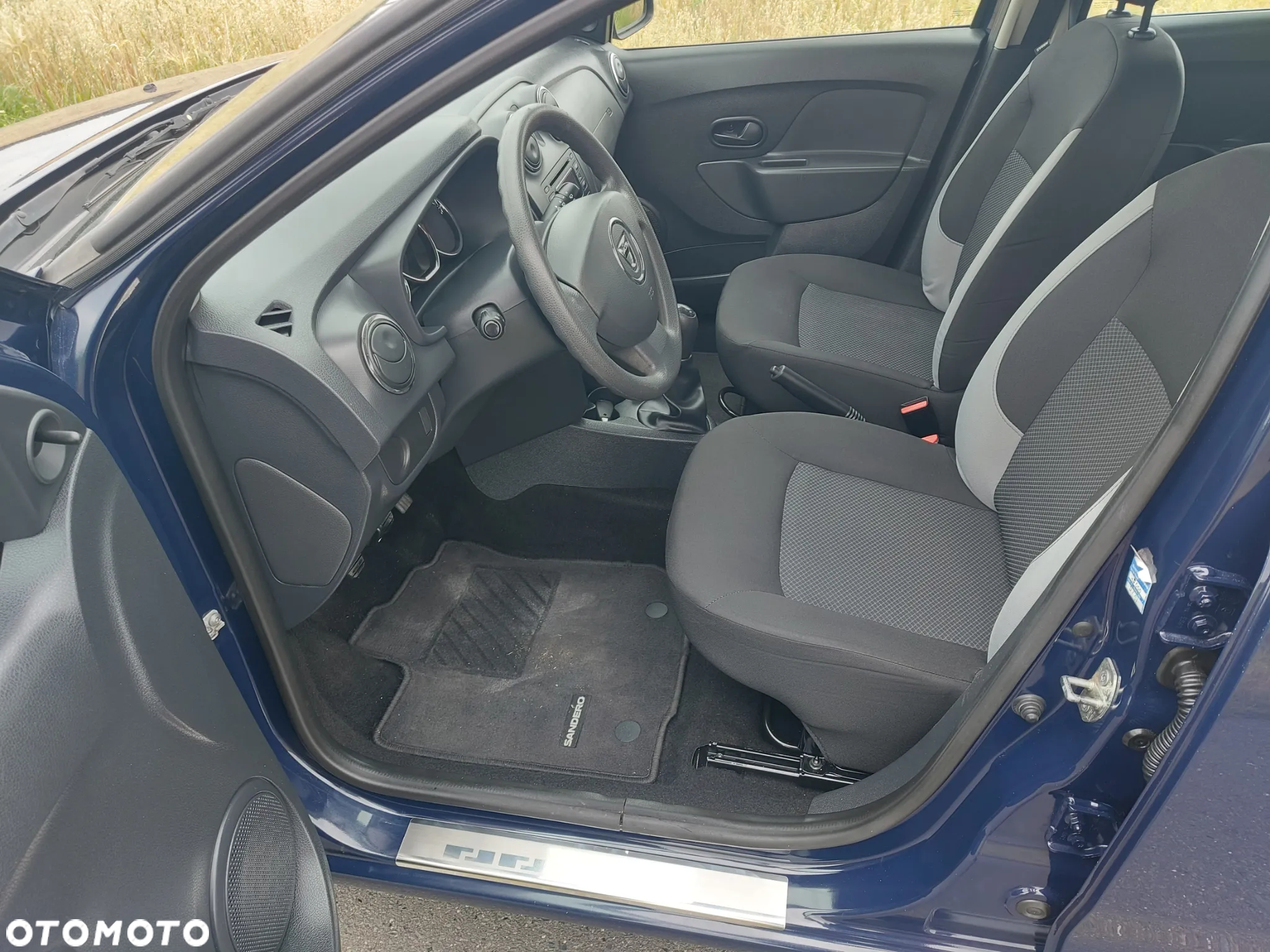 Dacia Sandero 1.2 16V 75 Celebration - 11
