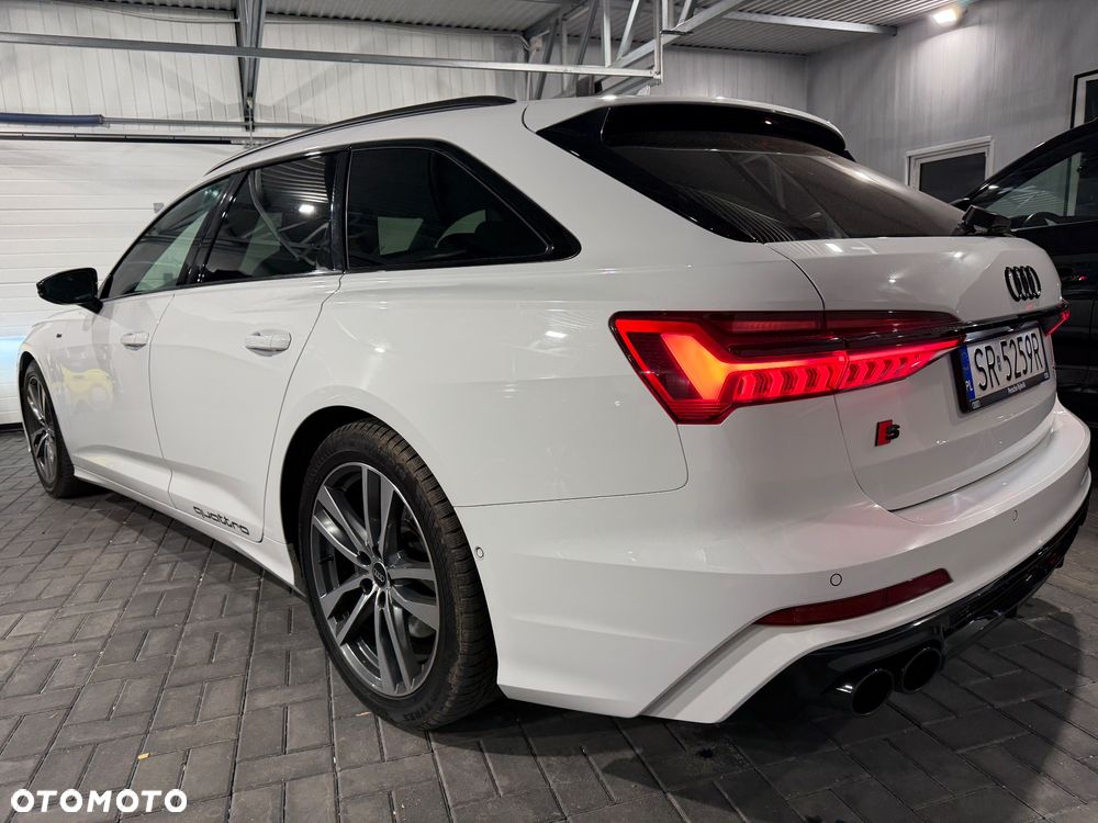 Audi A6 - 4