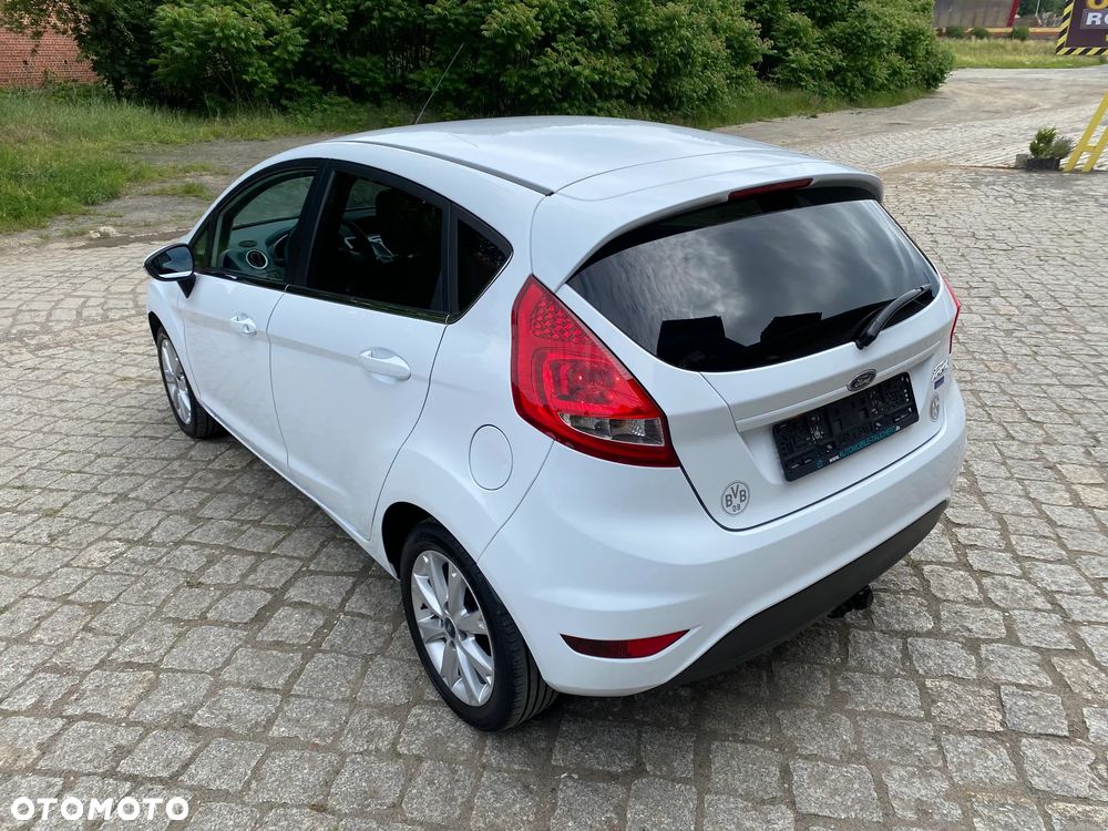 Ford Fiesta 1.25 Titanium - 11