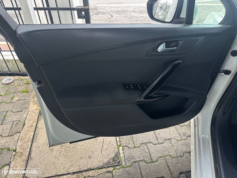 Peugeot 508 SW e-HDi FAP 110 EGS6 Active - 14