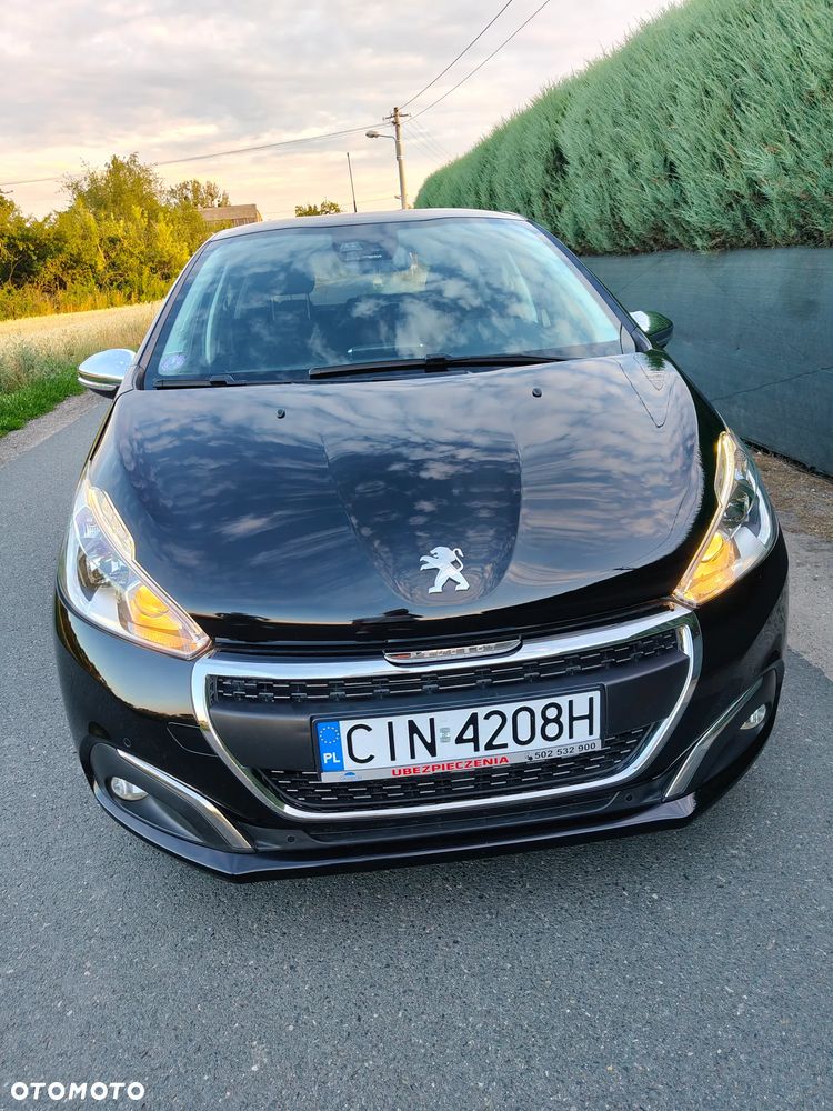 Peugeot 208 - 3