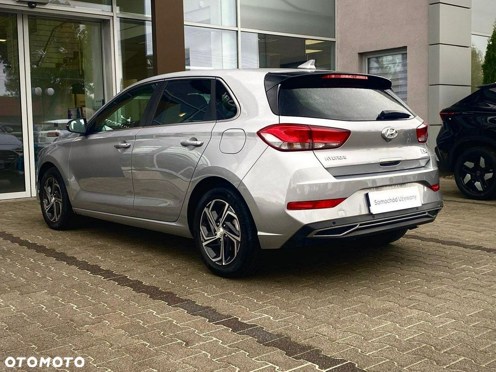 Hyundai i30 1.5 DPI Smart - 5