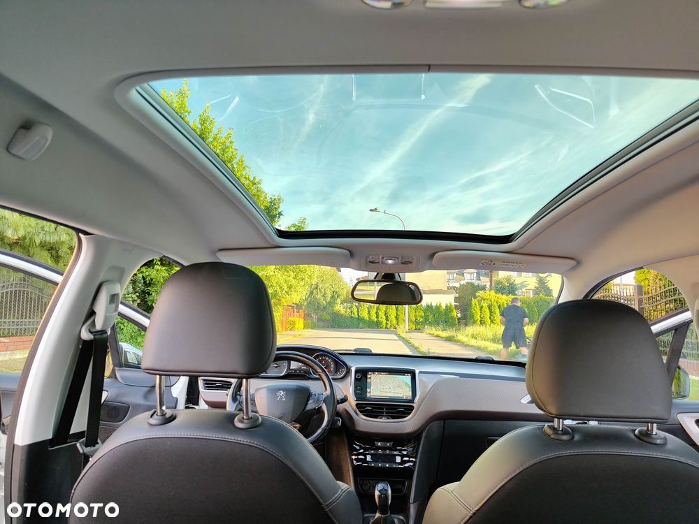 Peugeot 2008 PureTech 110 Stop&Start Allure - 36