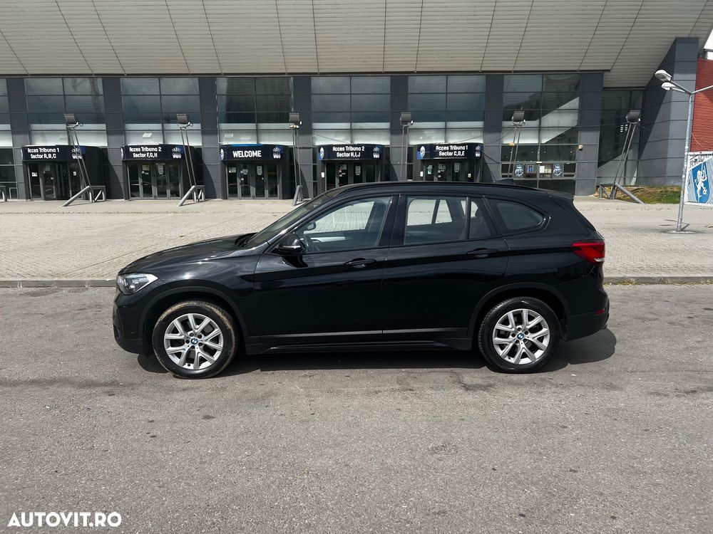 BMW X1 xDrive20i AT - 3