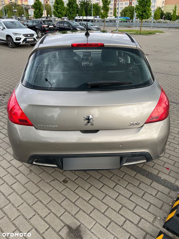 Peugeot 308 - 11