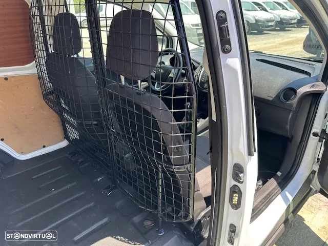 Ford TRANSIT COURIER 2 LUG. - 10