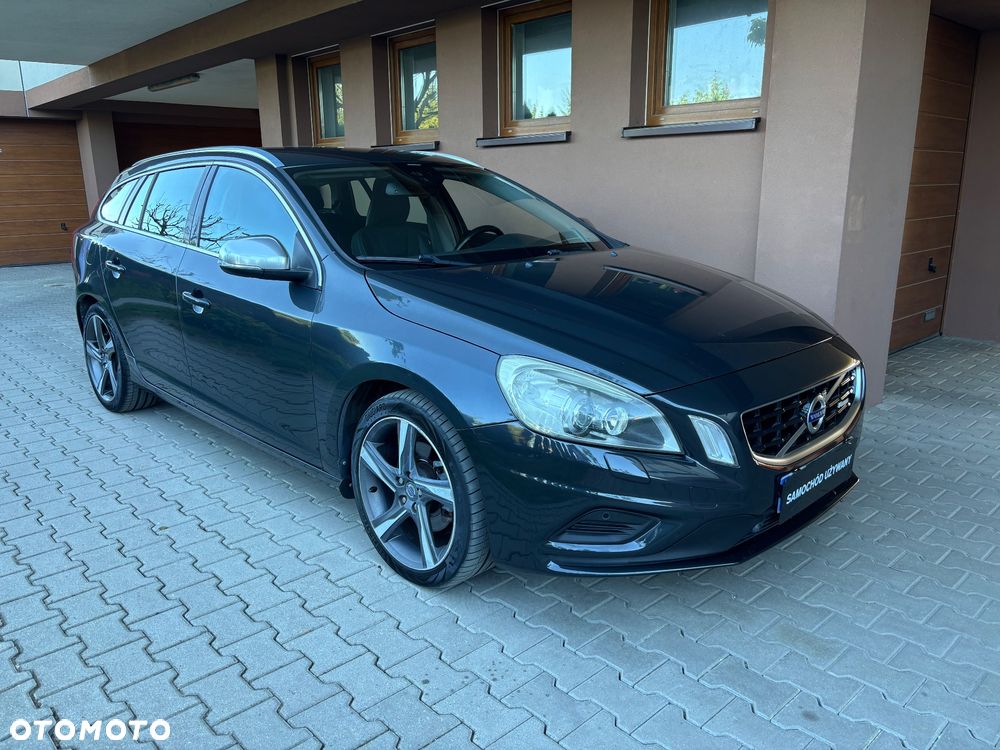 Volvo V60 D3 Geartronic R-Design - 8