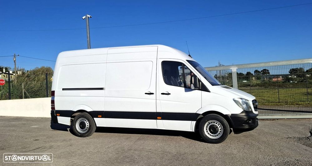 Mercedes-Benz Sprinter - 3