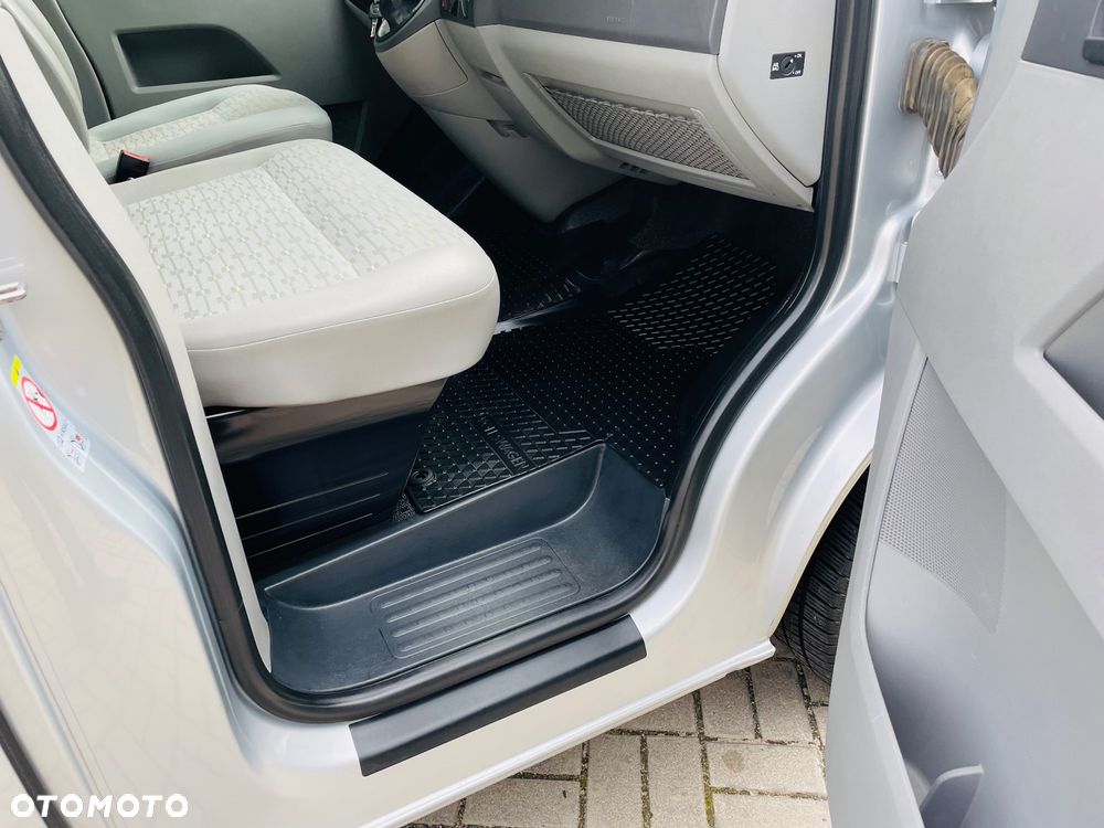Volkswagen Transporter 2012
